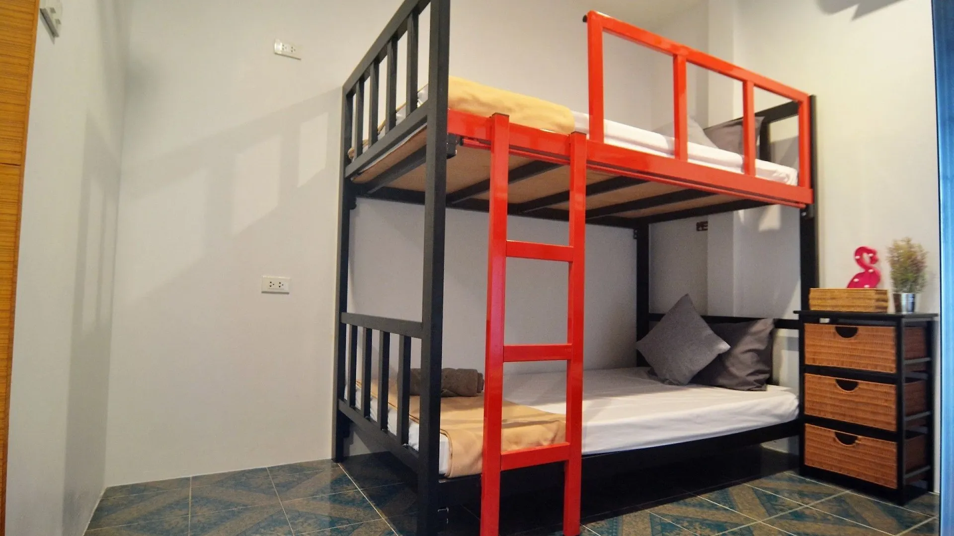 Lanta Hostel - Adults Only Ko Lanta